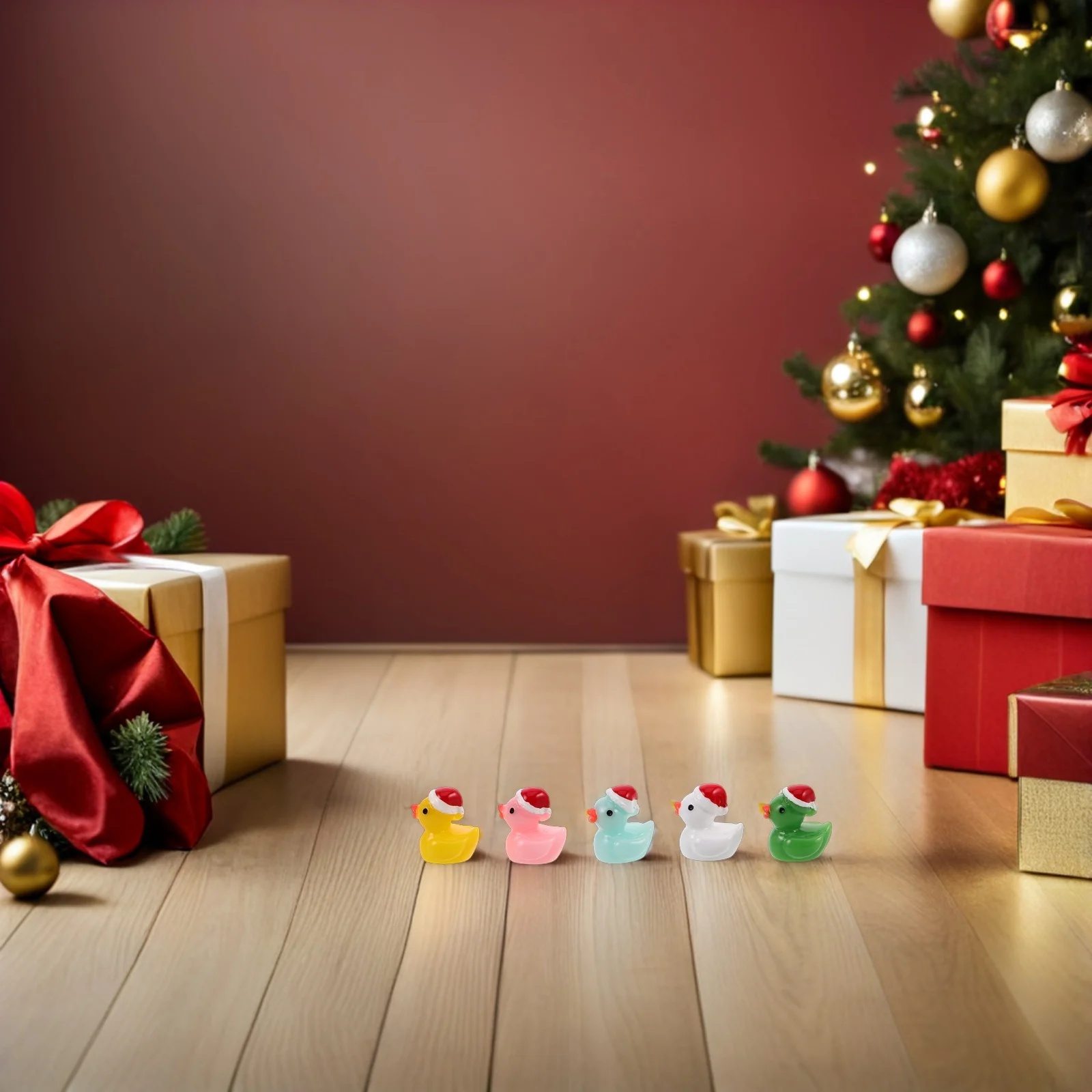 

50Pcs Mini Resin Ducks Ornaments Christmas Hat Tiny Resin Animals for Fairy Garden Micro Landscape Decoration Xmas Glitter