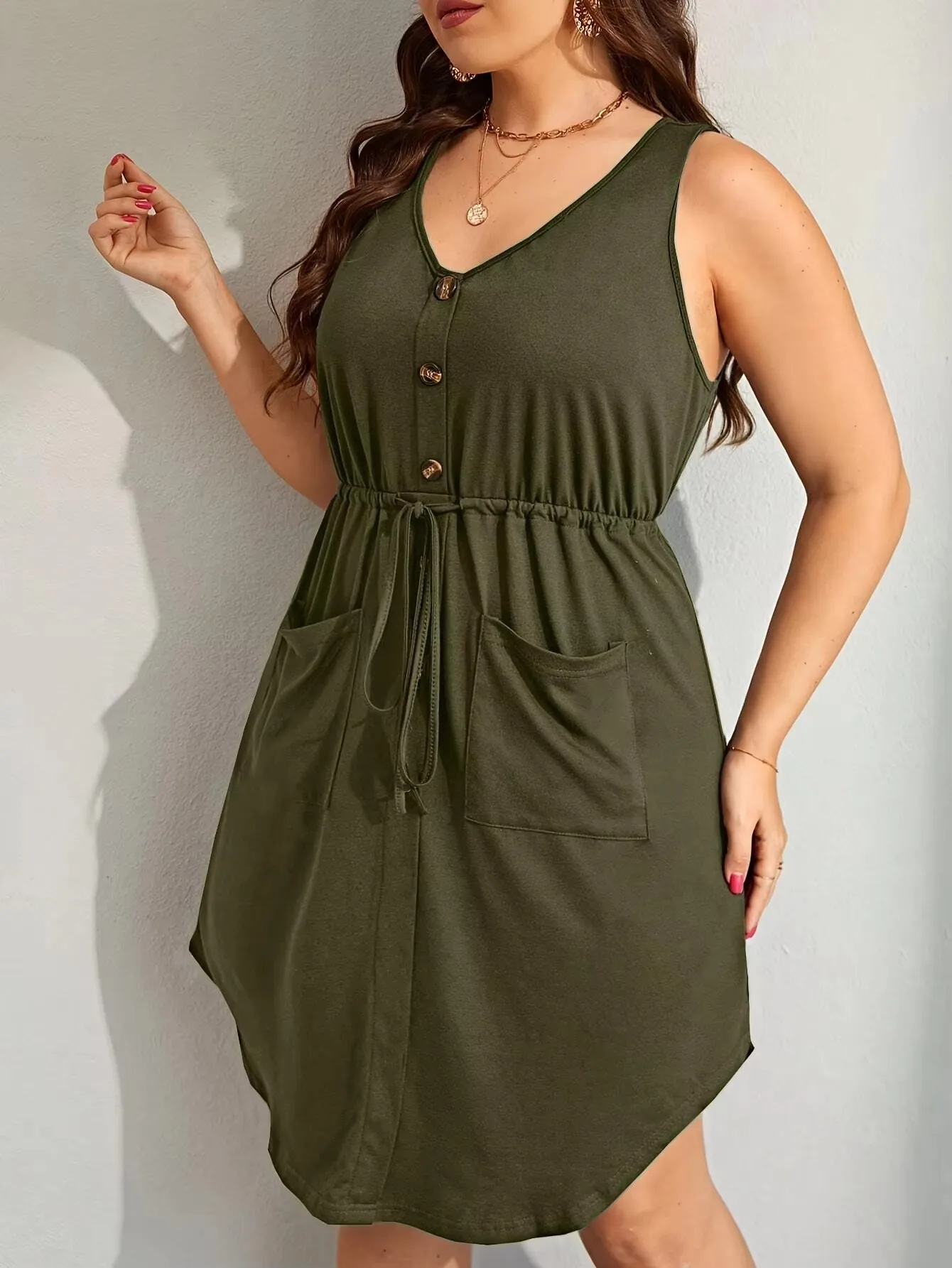 

Экспорт Европы и Америки 2025 года. Новая трансграничная весенне-летняя юбка. Свободное платье. Плиссированная юбка на пуговицах. Большой размер.