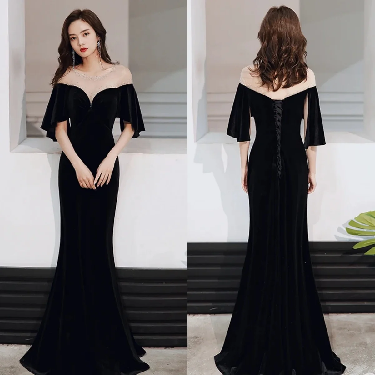 

Evening Dresses Beads Black Velvet O-Neck Short Sleeves Zipper Floor Length Trumpet Plus size Woman Formal Party Gowns A135