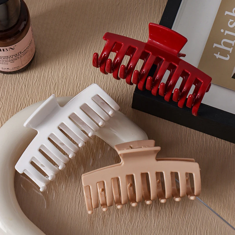 

Soft Silicone Square Keel Shark Hairpin Anti-Collision Back Head Clip Anti-Fall Durable