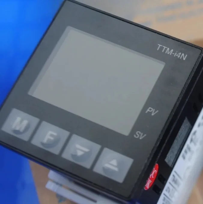 1PS Brand New Thermostat TTM-I4N，TTM-I4N-R-AB, TTM-I4N-P-AB