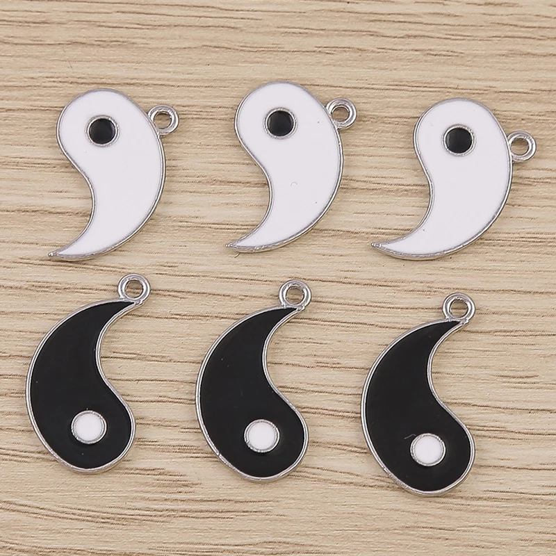 Tusember 10 قطعة المينا أبيض وأسود تاي تشي يين يانغ دلايات ل قلادة أقراط سوار Keychain بها بنفسك المفاتيح قلادة زوجين مجوهرات