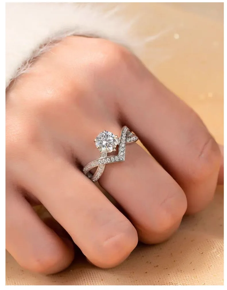 

1CT женское кольцо с муассанитом V-образной формы PT950, платиновая корона с крыльями любви, дизайн с 3D резьбой, уловитель глаз, подарок для свиданий