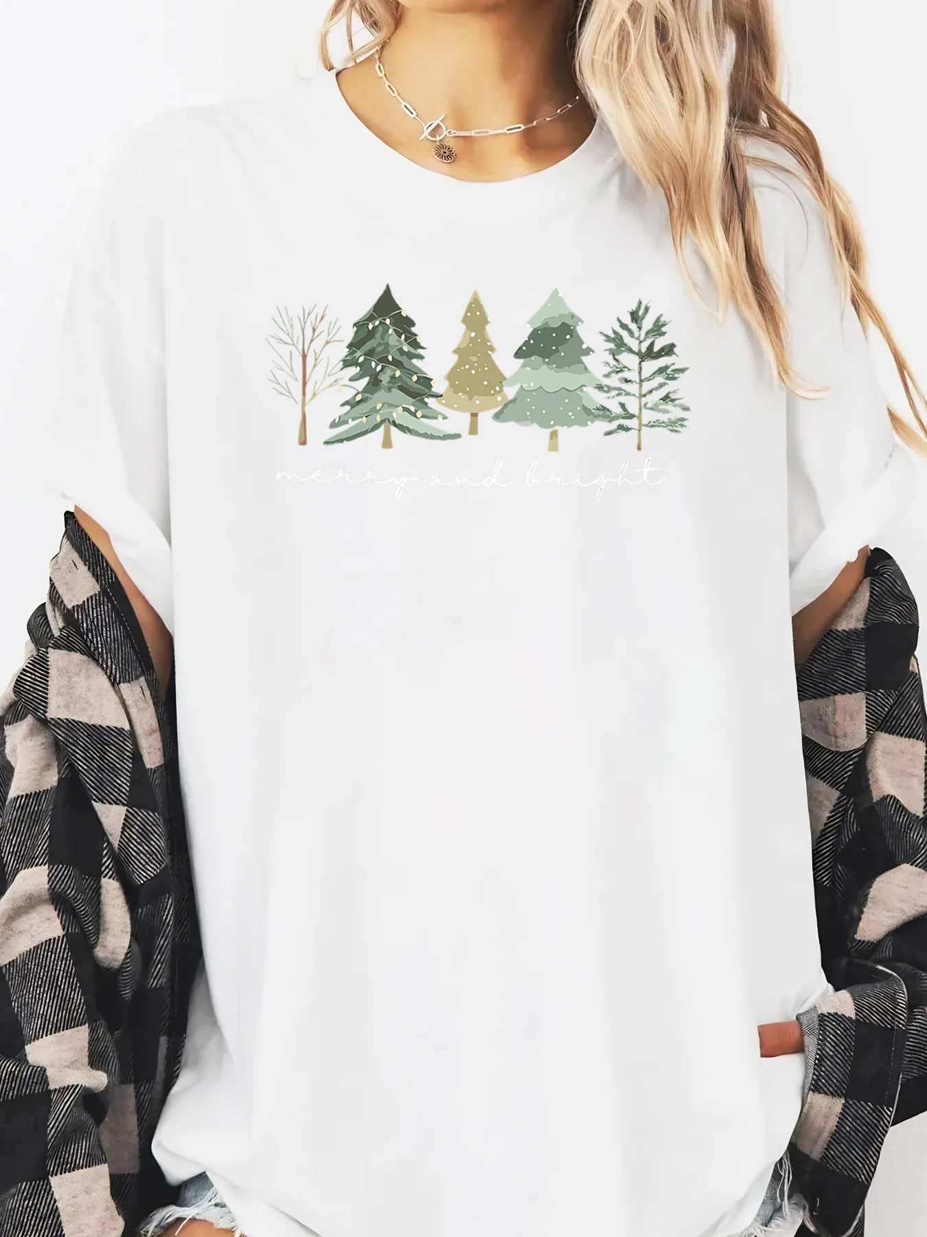 

Christmas Trees and Merry and Bright Print Holiday T-shirt Women Casual Winter Outfit White Plus-size