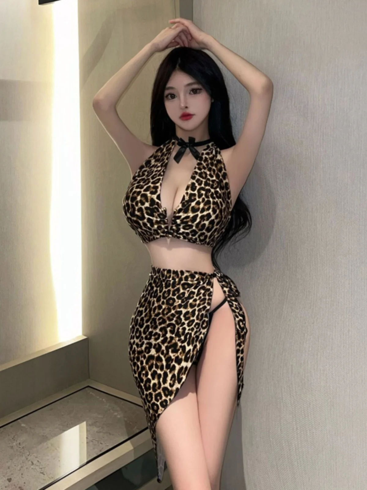 

Сексуальный топ бикини с леопардовым принтом, черная юбка с V-образным вырезом, комплект купального костюма для горячих источников от Gege Home Faion, женский...