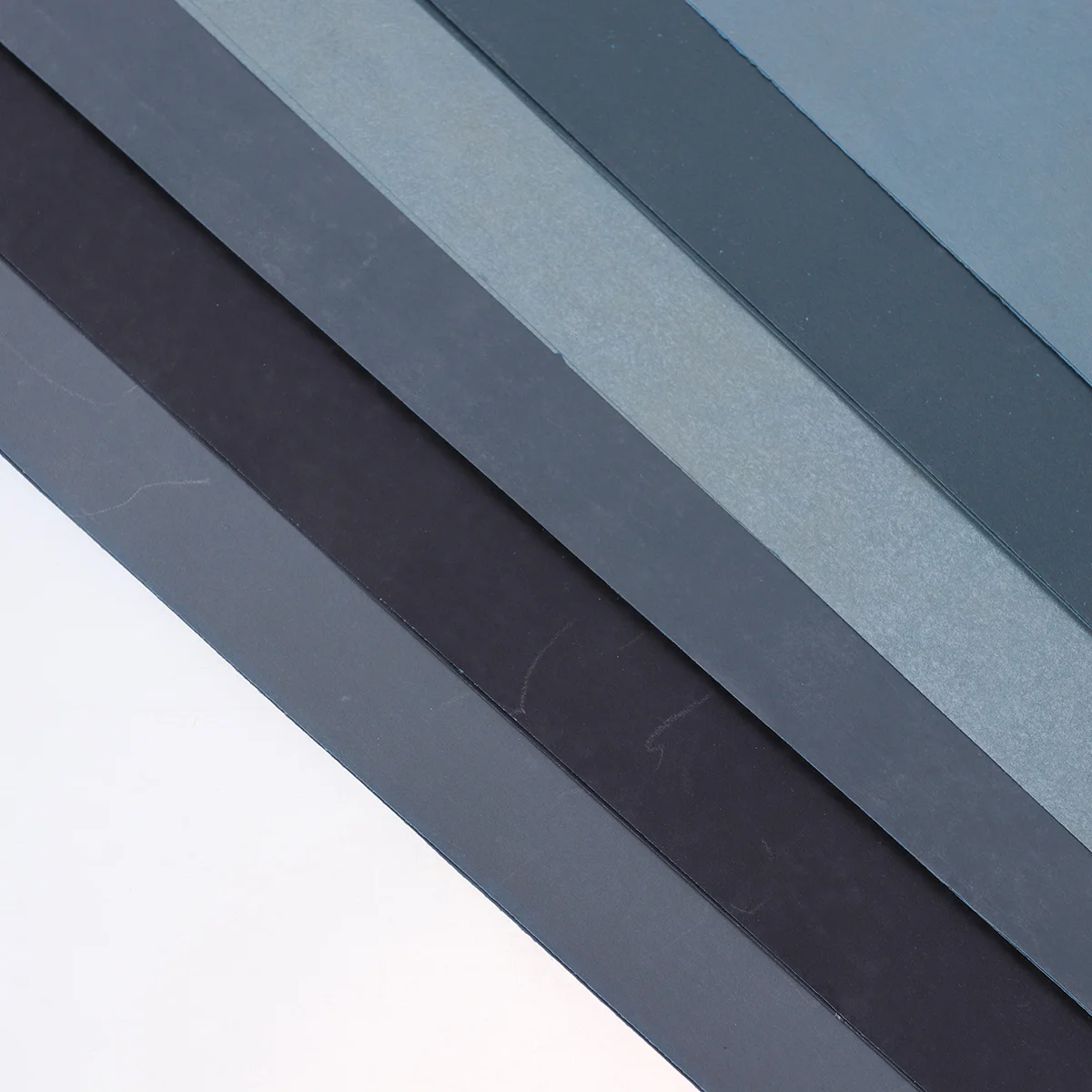 

12 in 1 Assorted Water Sandpaper Coated Silicon Carbide Dry Wet Sandpaper Automotive Sanding Wood Finishing Furniture