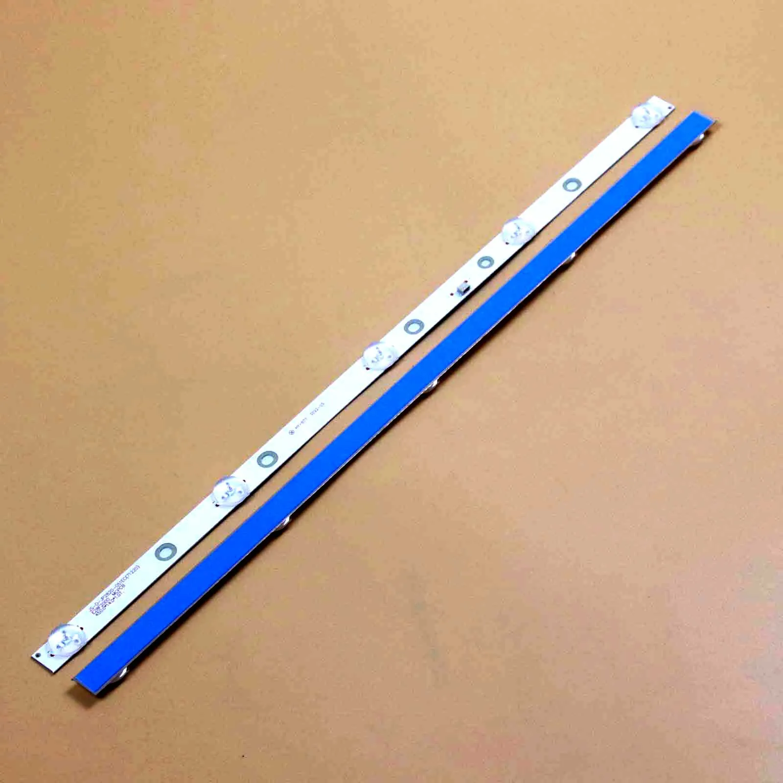 Kits de barras de carriles LED de TV para BBK 28LEM-1044/T2C Orion OLT-30100 tiras de retroiluminación JS-D-JP2820-051EC(60416) cintas de matriz E28F2000