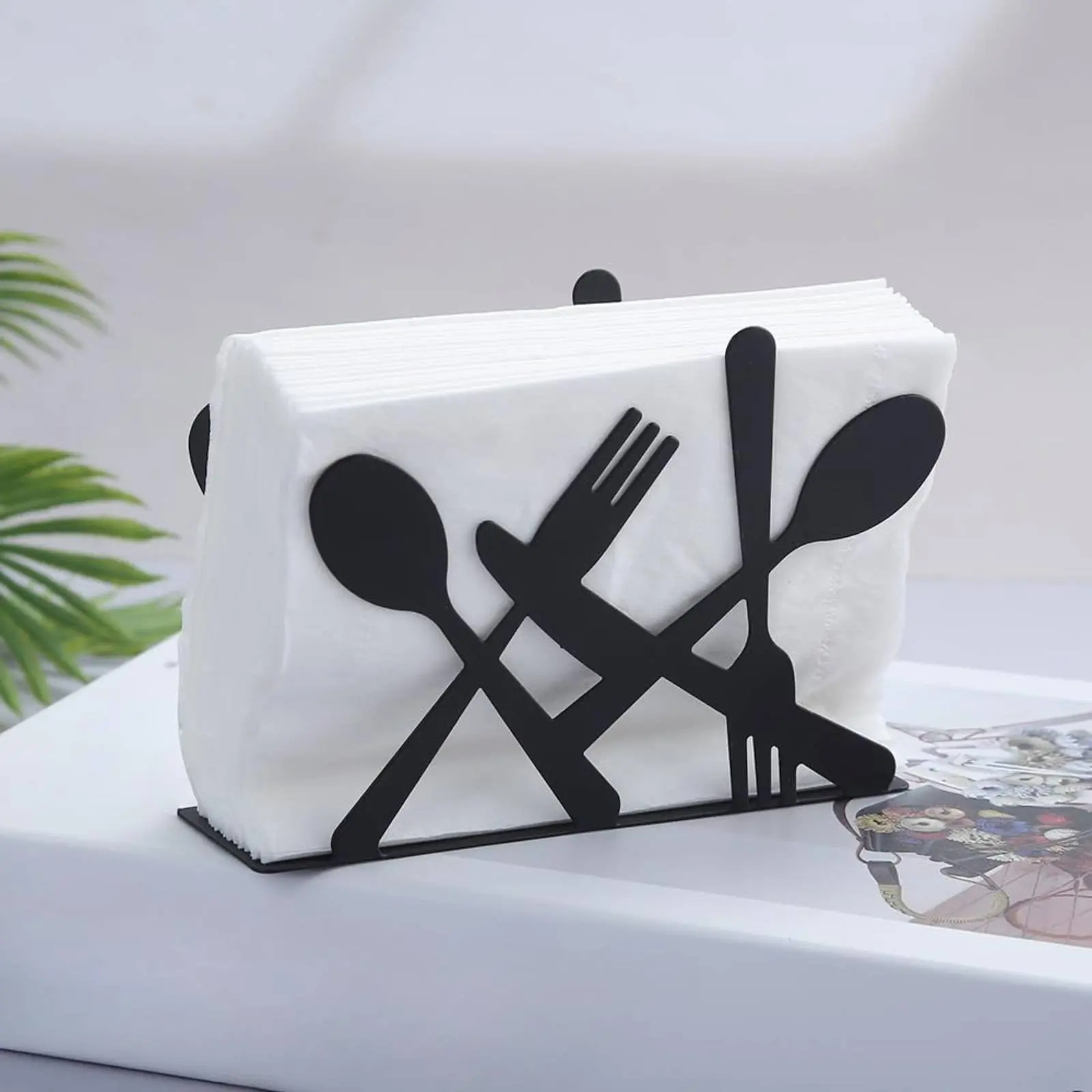 Hollow-Perforated Metal Napkin Rack Creative Design Black Iron Napkin Holder Metal Countertop Tissue Holder Decorative for Hotel