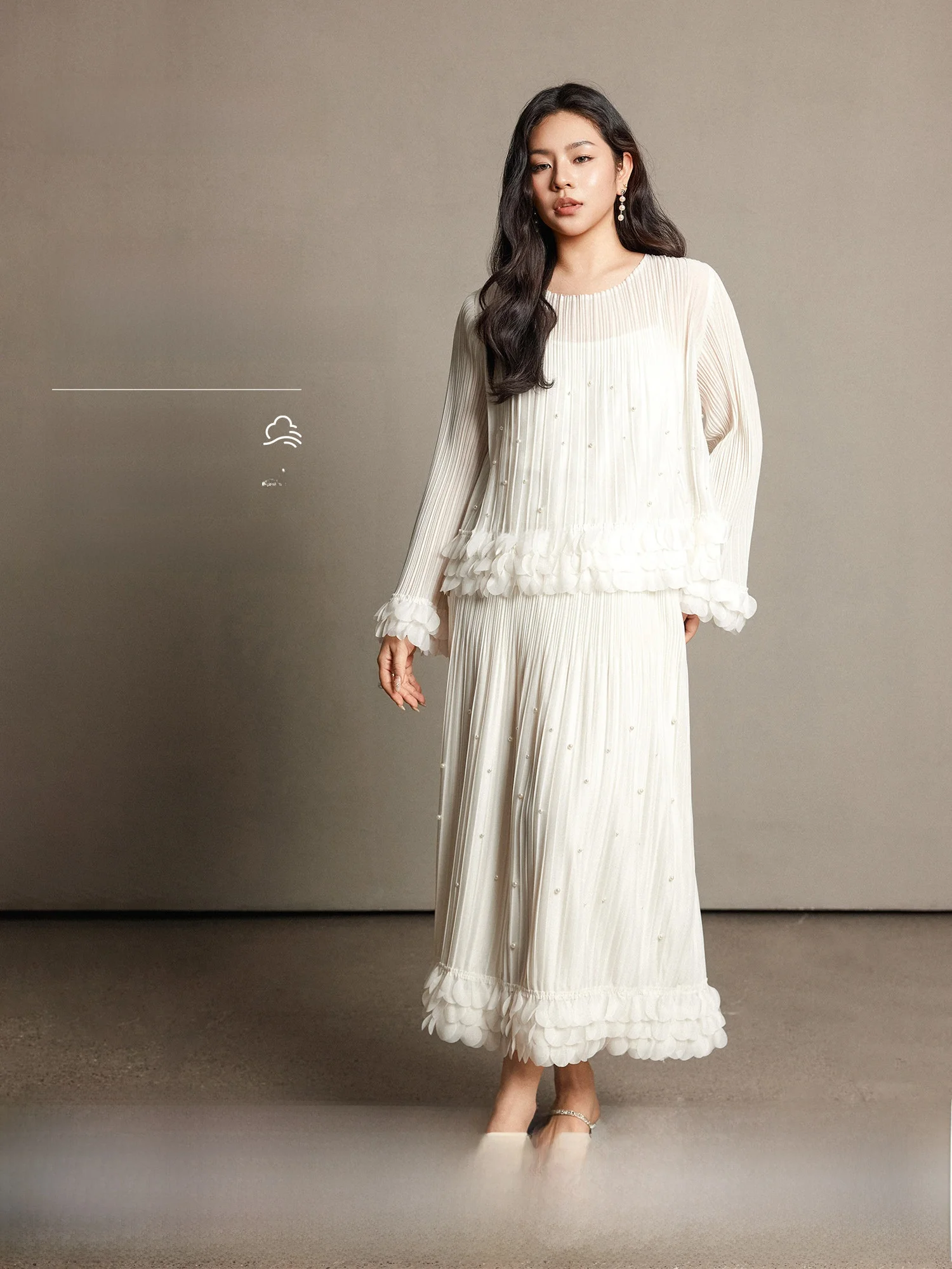 

Plusmall round Neck Top Skirt Set Heavy Embellished Pleated Elegant Two Piece Set for plus Size Women Casual Commute Fashion