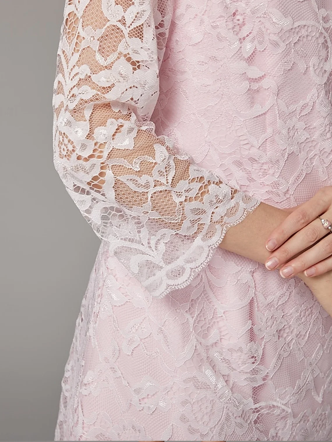 Elegante abito da sposa in pizzo chiffon a trapezio con collo gioiello al ginocchio maniche lunghe abito per la madre della sposa 2025 personalizzato gratuito