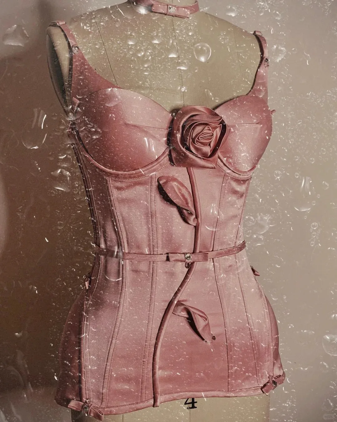 Mini vestido de fiesta con corsé rosa de satén sexy personalizado con vestidos de cóctel ajustados con cuentas Traje de corpiño Vestidos de fiesta de cumpleaños rosa Y2K