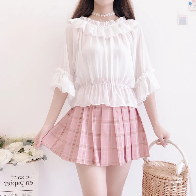 Blus wanita sifon lengan setengah tipis, blus wanita, renda kerut, gaya Kawai Lolita, baju leher Slash, atasan tipis imut