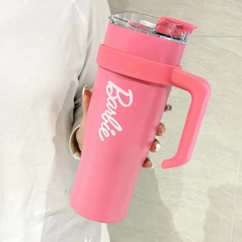 Barbie co-branded 1600ml copo de água de aço inoxidável de grande capacidade isolamento térmico para manter garrafa de água rosa fria para meninas