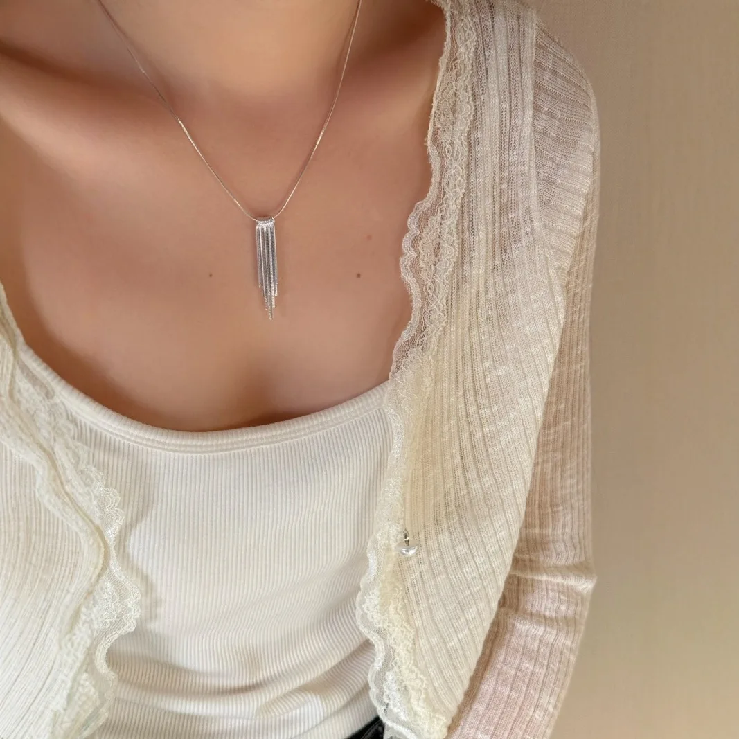 Fashionable fringed necklace, women's long style pendant accessory, simple and versatile collar chain jewelry