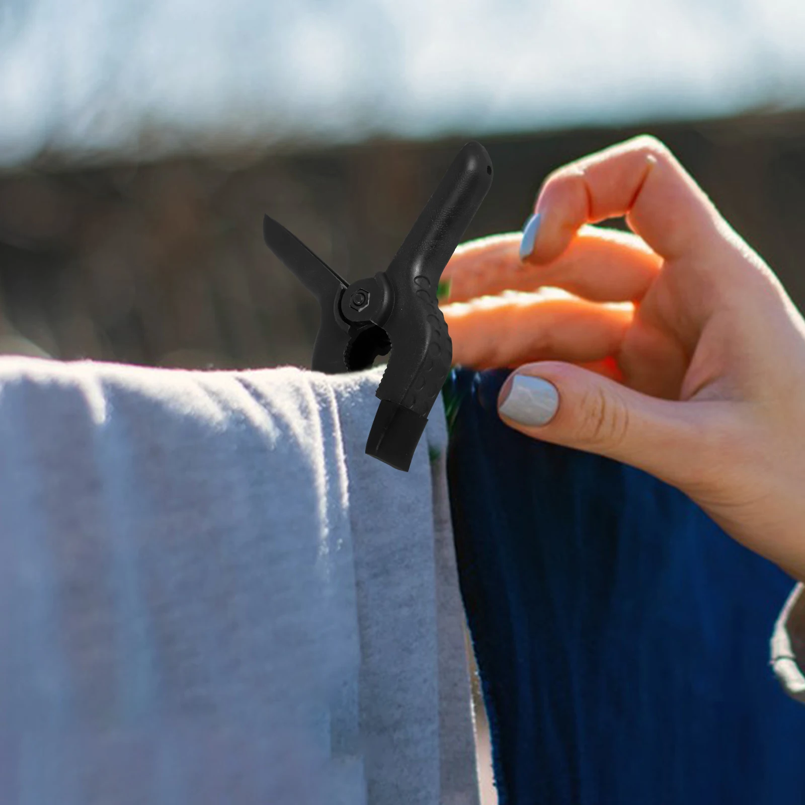 

100Pcs Hanger Clip Covers Non Slip Windproof Grips Practical Fixing Clamp Sleeves for Home Use Hanger Clip Covers