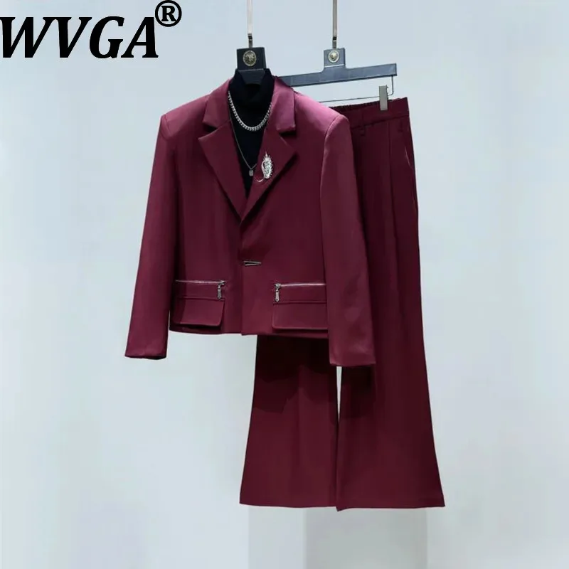 

Новинка! Мужской модный костюм-двойка WVGA: укороченный пиджак с отложным воротником и прямые брюки. Стильный повседневный комплект в стиле Y2K. Модель W20121.