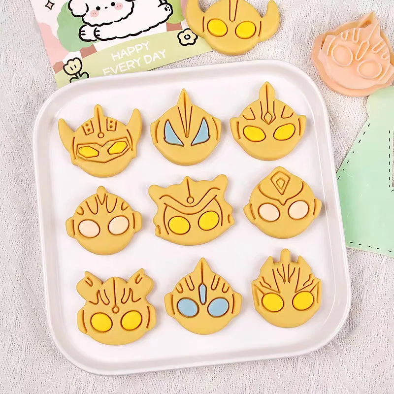 

Hot Anime Ultramans Series Cookie Mold Cartoon Character Creativity Three-dimensional Pressing Mold Household Baking Tools