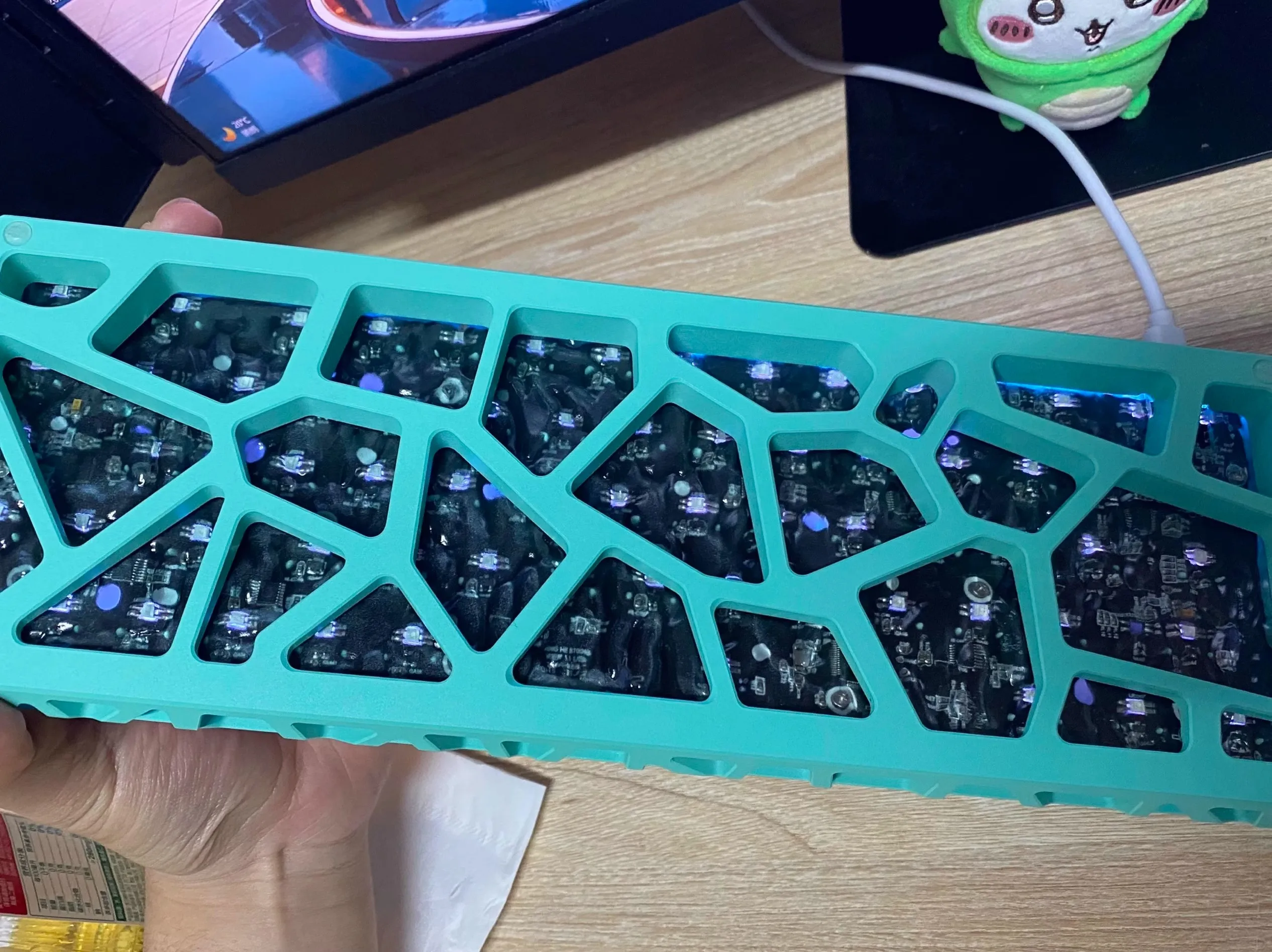 MADLIONS 68 Layout Mechanical Keyboard Shell Custom Skeleton CNC Aluminum Case for 68% Gaming Keyboard Accessories Decoration