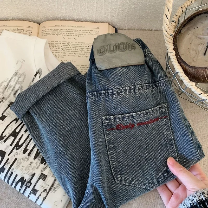 جينز للأولاد لعام 2025 في الربيع والخريف، سراويل كاجوال للأطفال متوسطة إلى كبيرة، وسيم ومتعدد الاستخدامات، سراويل للأولاد، نمط الشارع