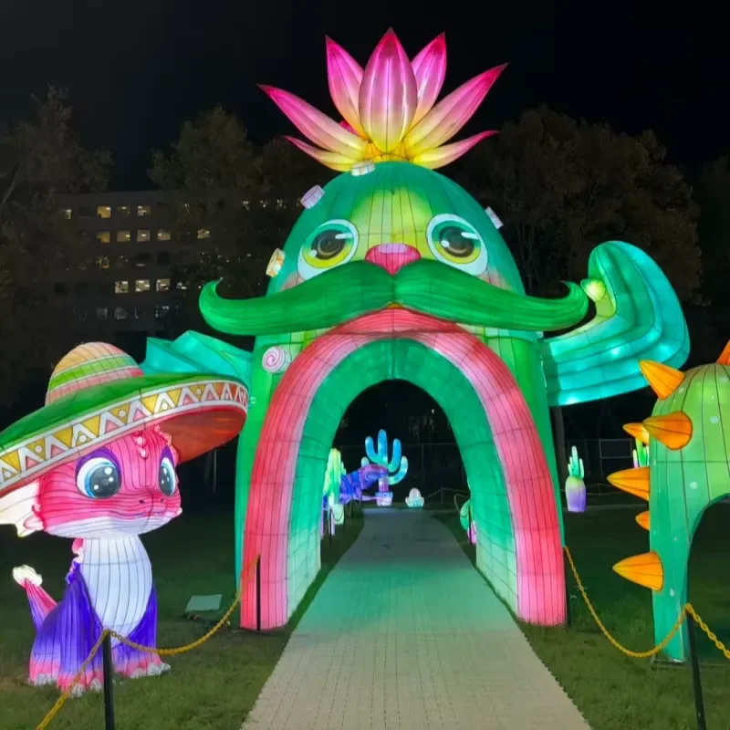 Giant Cartoon Arched Lantern PVC Waterproof LED Holiday Light Outdoor Christmas Decoration for Tourist Attractions and Events