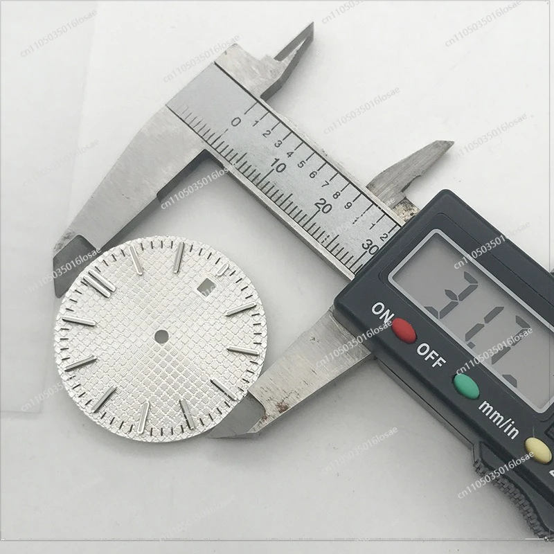 For Diameter 31MM Dial Surface A Set of Calendar Window Watch Accessories Suitable for: 28138215 Movement Round Classic