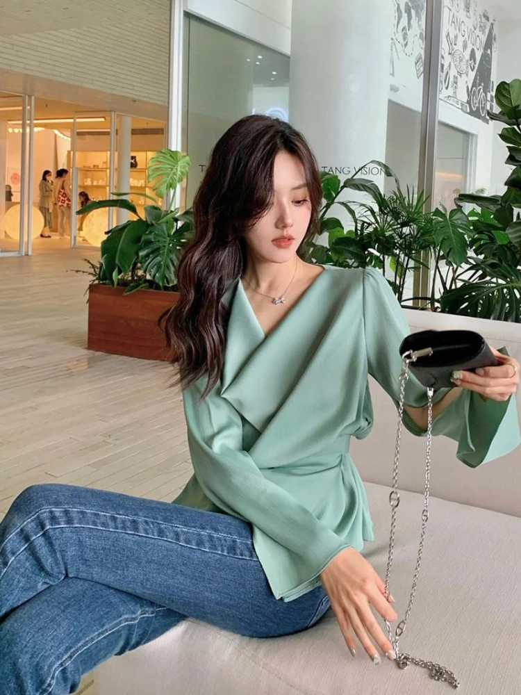 

Свободная женская рубашка и блузка, однотонная современная длинная красивая одежда в акции, крутые базовые трендовые высокие женские топы 2025 года