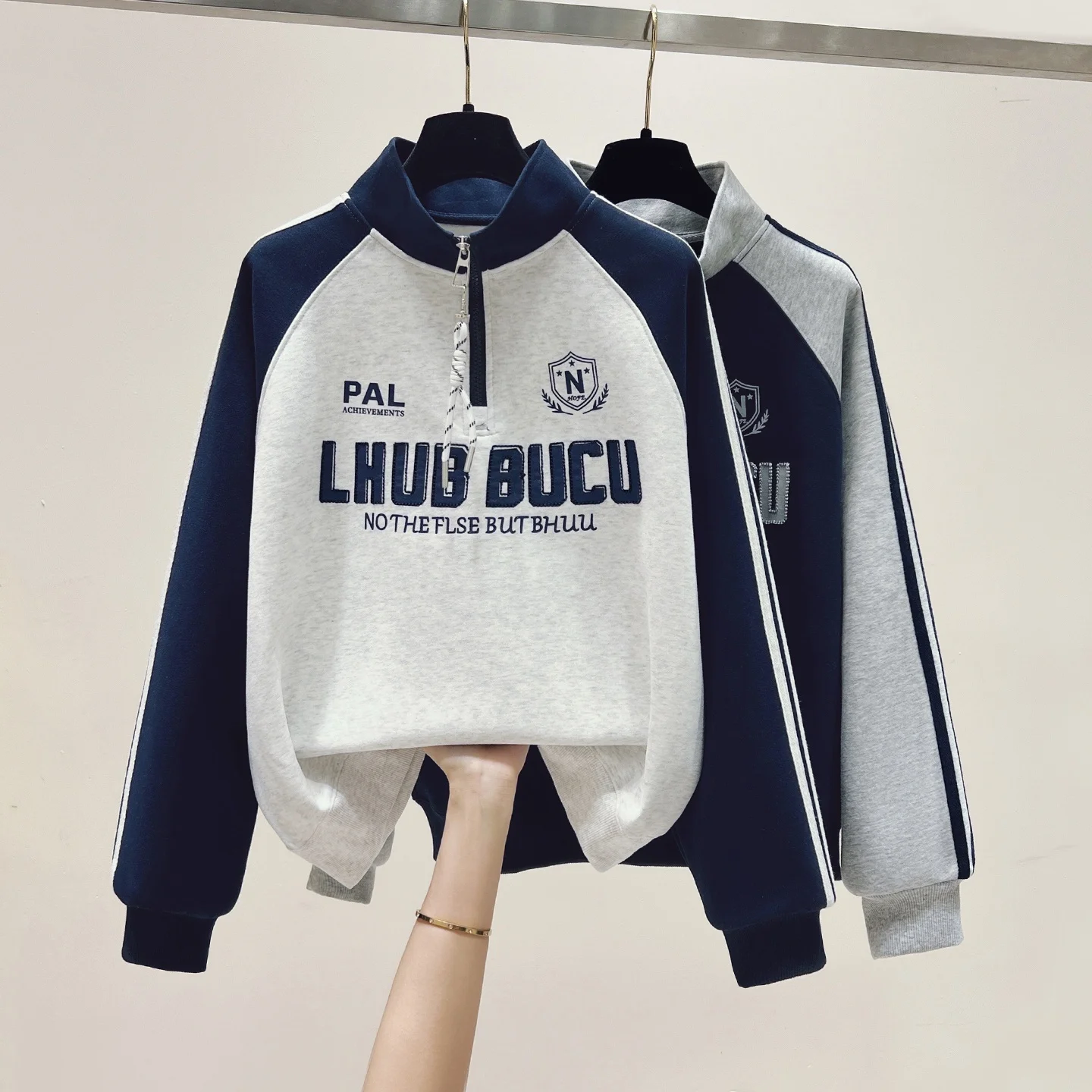 

Women's Zipper Stand Collar Shoulder Insert Color Block Sweatshirt Loose Fit Slimming Design Spring Early Season Korean Style...