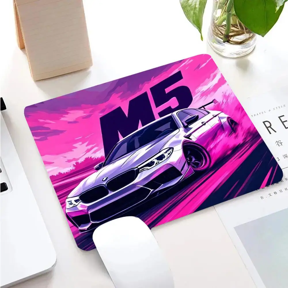 Alas Mouse Mobil Sport Bergaya 40x45 Persegi Alas Meja Komputer Kantor Gaming Alas Mouse Karet Anti-Selip Alas Meja Dekoratif Ringkas