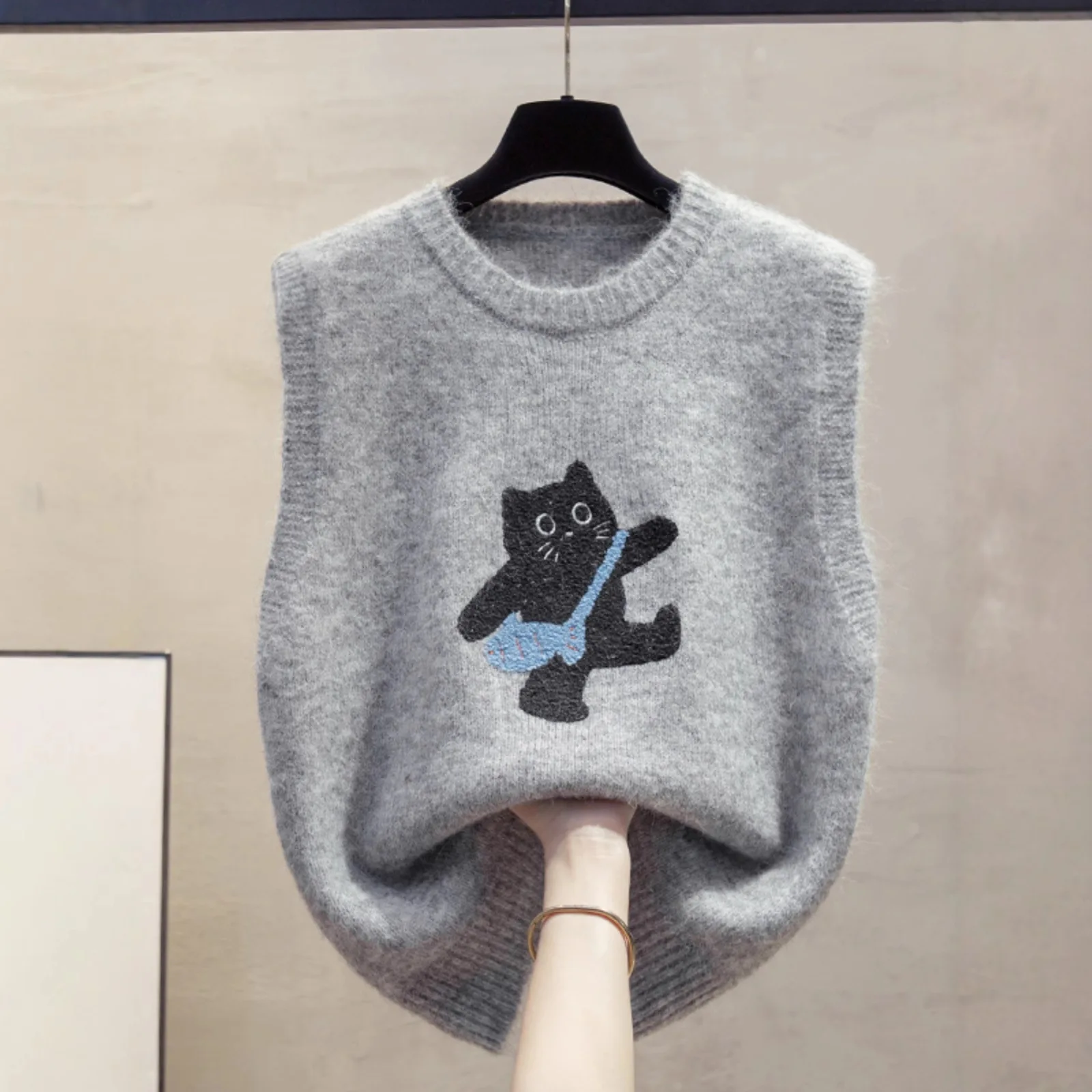 

Вязаный жилет, классический жилет с вышивкой, модный свободный жилет с котенком, осенне-зимний многослойный свитер, модный и универсальный