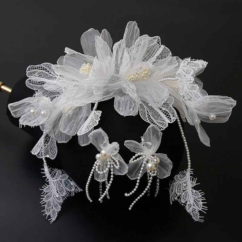 

Elegant Lace Flower Hair Wear for Brides, Fairy Shape Headwear for Wedding Occasions