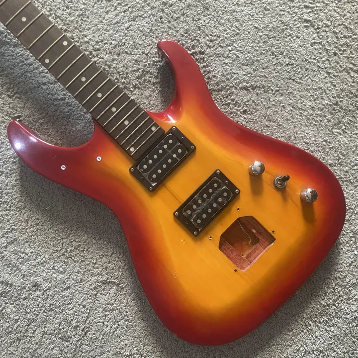 G407 Cherryburst Color 24 Frets Electric Guitar with 2 Humbucker Pickups Missed Bridges Sales Price Taiwan Factory Sample