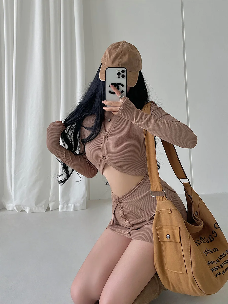 WOMENGAGA Spicy Girl Korean Style Sexy Short Sleeve Cardigan Single Breasted Sweater Slim Hip Short Skirt Knit Set T Shirt UT8S