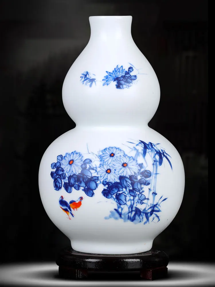 Vase Ceramic Jingdezhen Gourd Shape Bottle Ornaments Suitable for Home Living Room Wine Cabinet Office Crafts Desktop Decoration