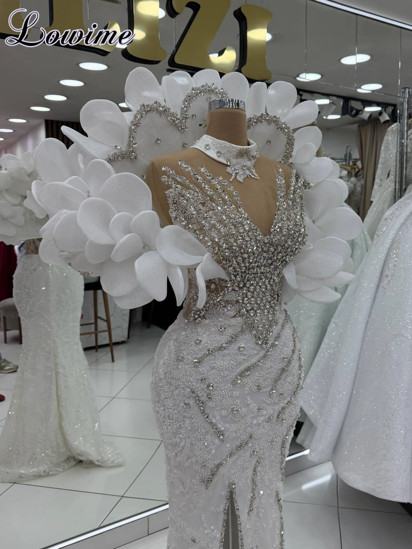 2026 Modest White Evening Dresses Crystals Celebrity Dresses Mermaid Prom Party Dresses With Side Slit Gowns  Customized