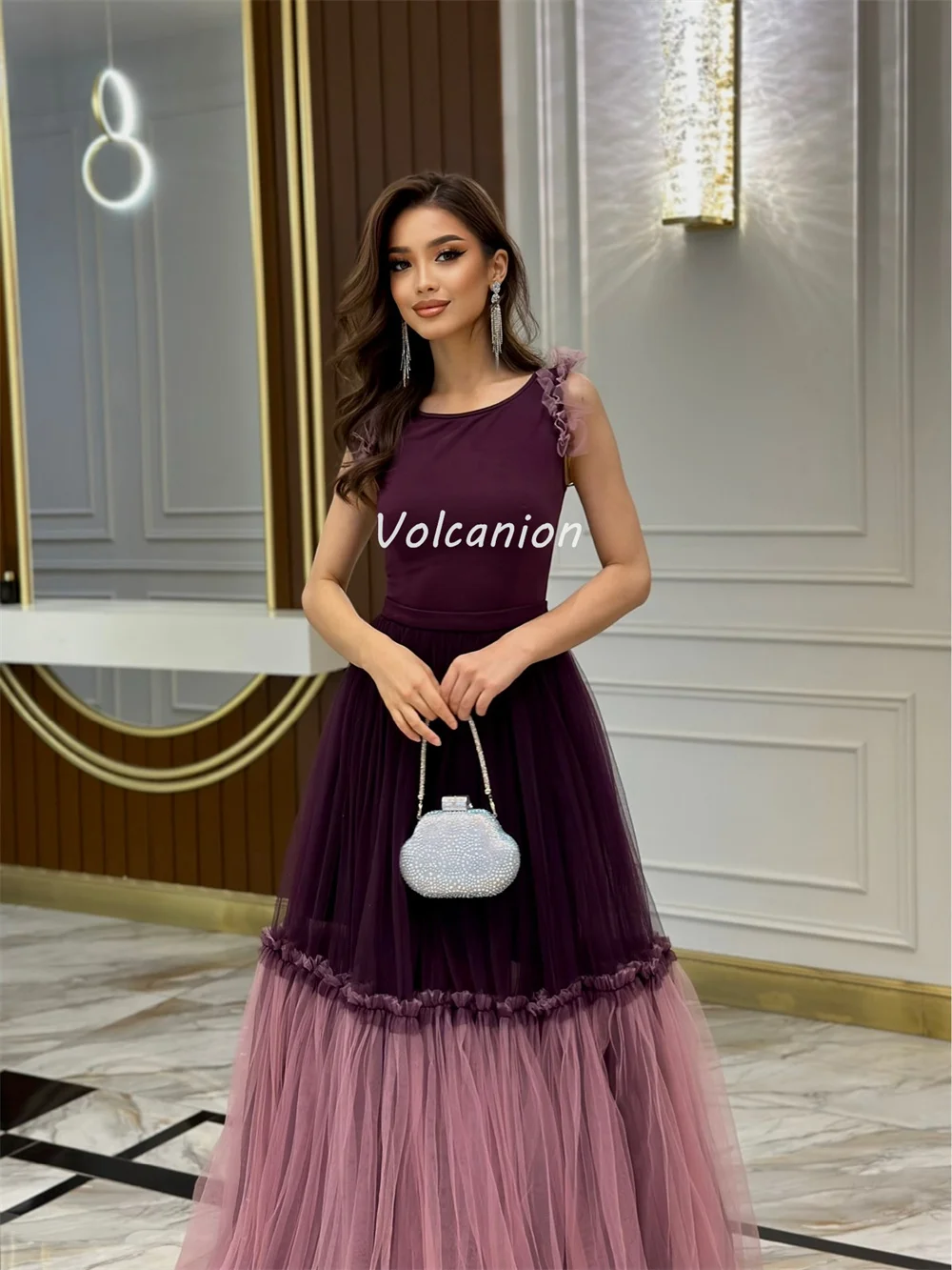 맞춤형 현대 스타일 크기 사용 가능 Tulle Draped Ruched Ball 가운 보석 긴 드레스 맞춤형 행사 드레스 고품질