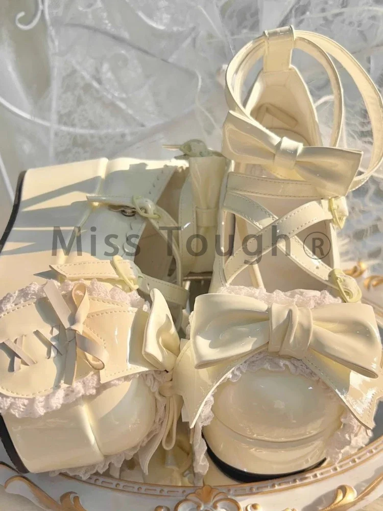 Estate bella cinghia di prua Lolita scarpe per le donne dolce papillon piattaforma Mary Janes donna pelle verniciata antiscivolo carino appartamenti
