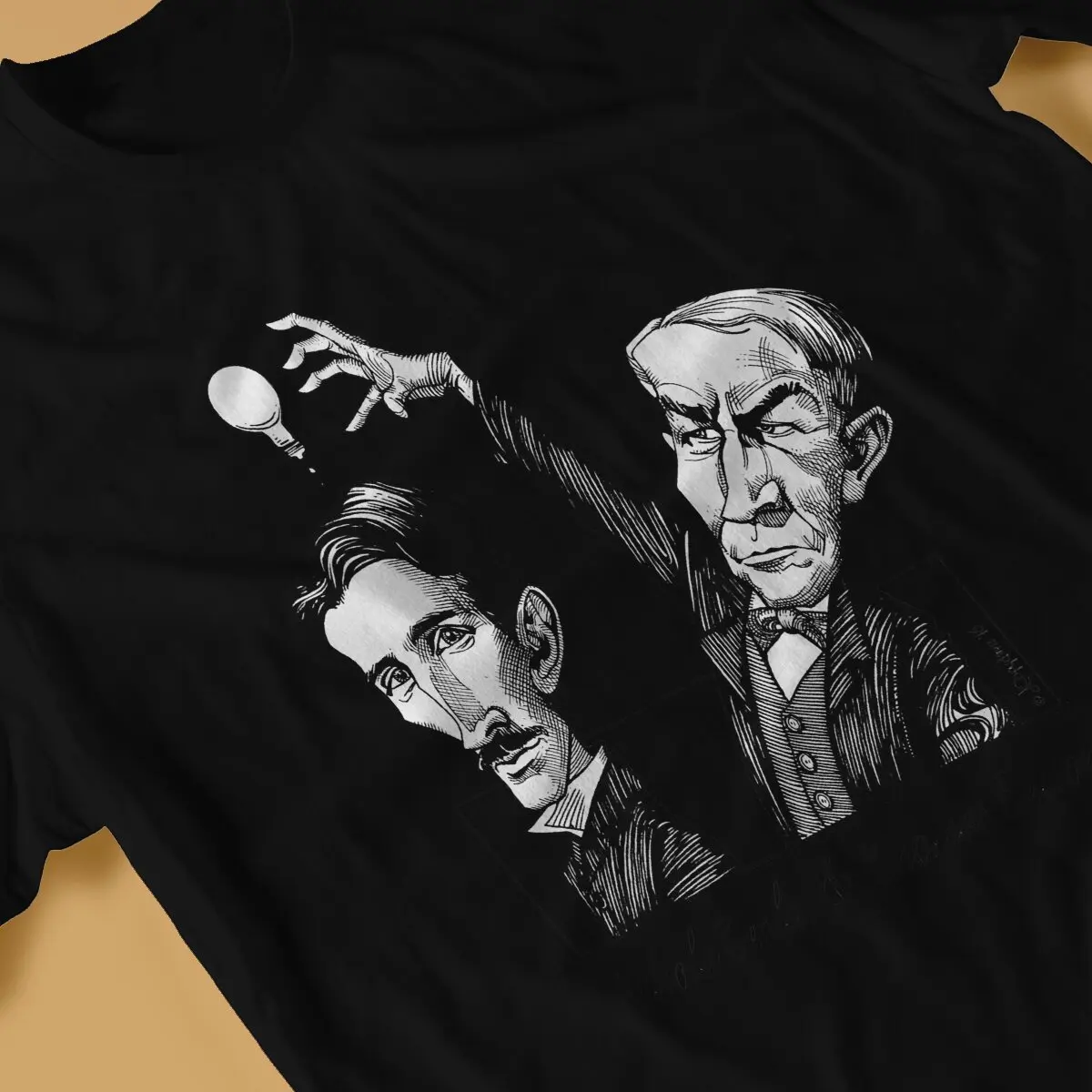 Nikola Tesla Creative TShirt for Men Tesla v Edison Round Neck Pure Cotton T Shirt Personalize Gift Clothes OutdoorWear