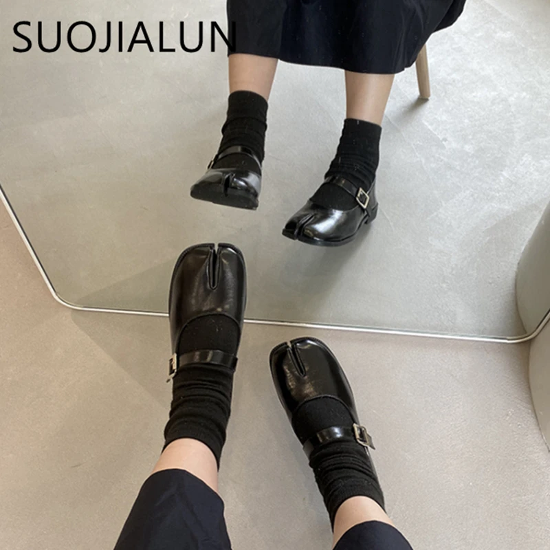 SUOJIALUN Spring New Brand Women Flat Shoes Fashion Split Toe Laofer Shoes Soft Flat Heel Ladies Casual Outdoor Mary Jane Shoes