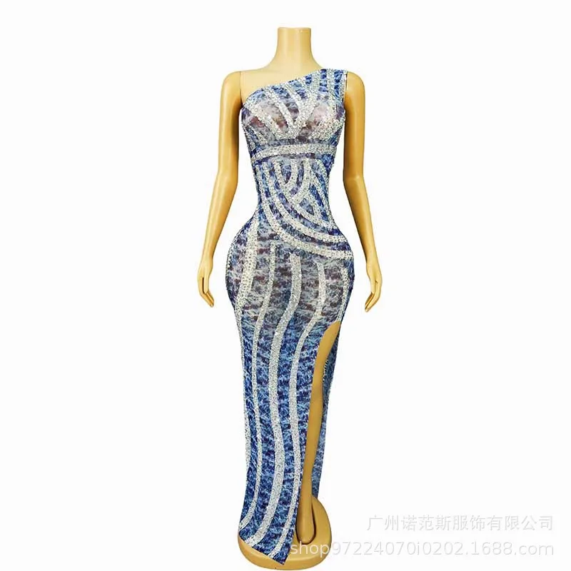 

Autumn Side Split Bright Diamonds Social Evening Awards Ceremony Miss Universe Choose Beautiful Clothes Car Show Model Clothes