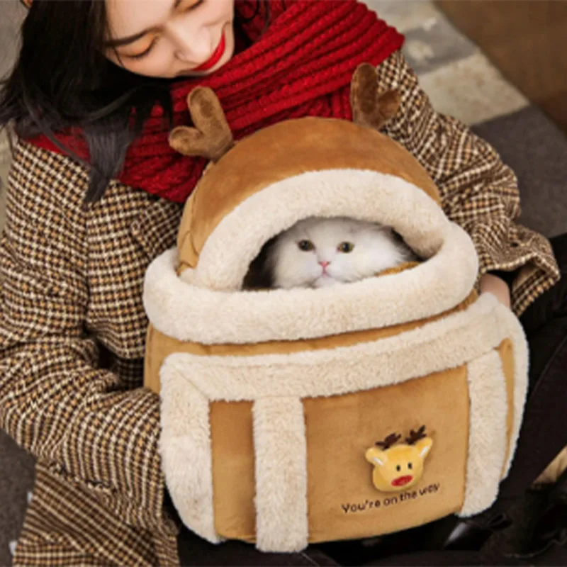 

Warm Winter Crossbody Cat Dog Outing Bag For Winter Cute Deer Plush Pet Carrier Bag Comfortable Shoulder Pet Backpack