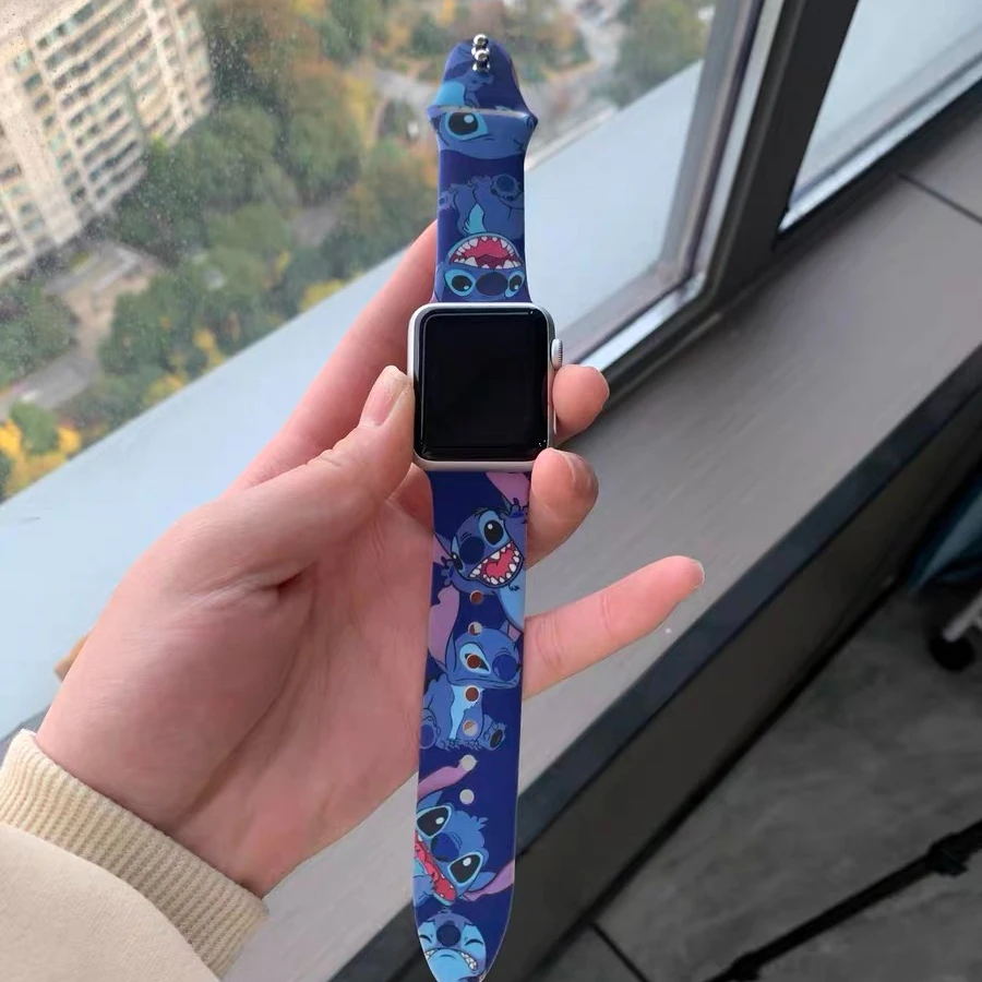 Disney Anime Figure Stitch Smart Watch Strap for Apple Watch Band 40/41/44mm 38/42/45mm Series SE 987654321 Silicagel Watch Band