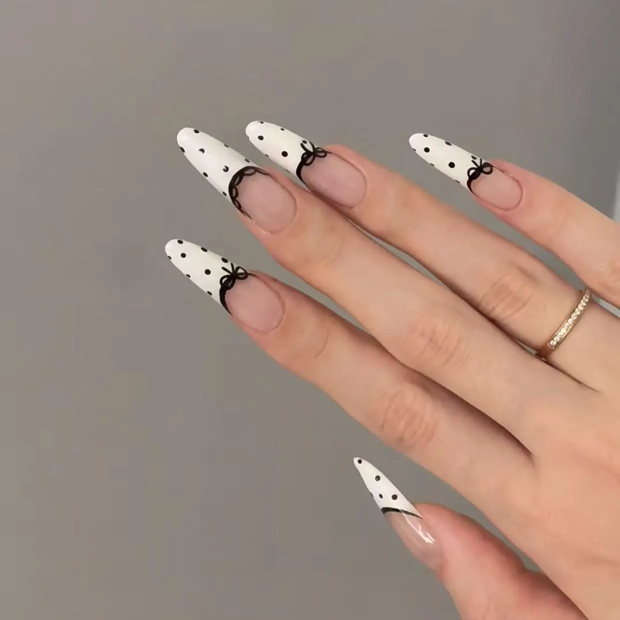 Pure Handmade Manicure Wearing Nail Lace Edge Niche French Polka Dots Cute Long Pure Desire Sweet Cool Ballet  Press on Nails