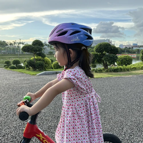 Casco de bicicleta para niños/adolescentes, casco de bicicleta ultraligero para niños para montar, scooter