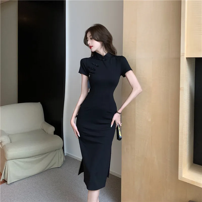 

Retro Buckle Cheongsam Dress Women's Summer High-end Temperament Small Black Dress Waist Thin Hip-wrapped Dress Fashion