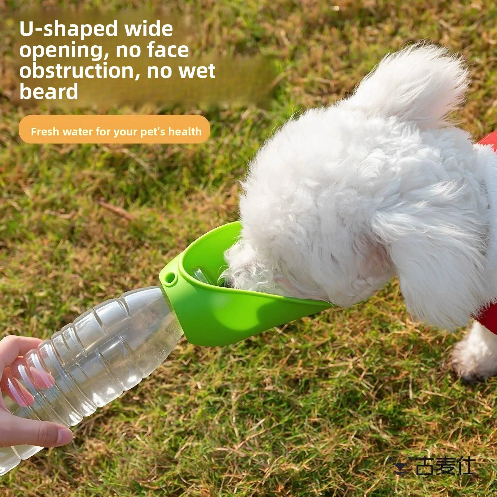 Portable Dog And  Water Bottle Pet Outdoor Drinking Water Device Replaceable Bottle Stackable Drinking Goddess Normal Size