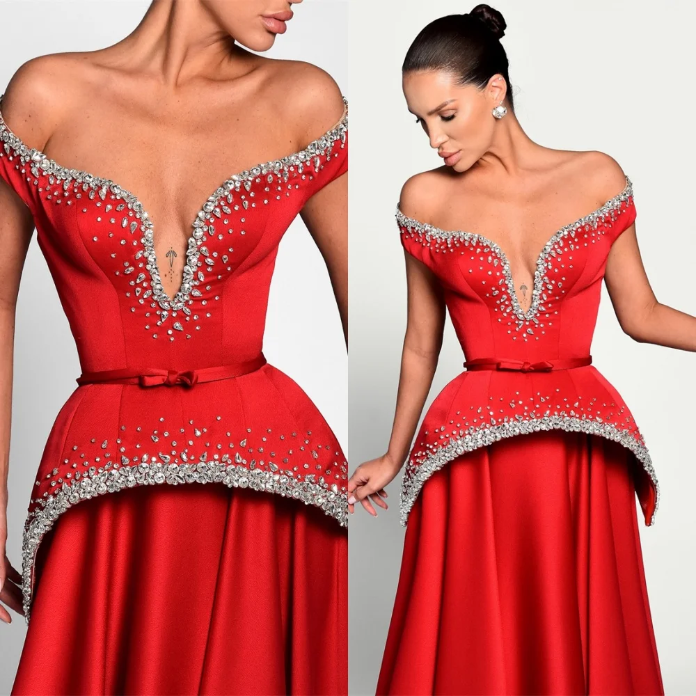 

Customized Sparkly Red Satin Celebrity Gowns Elegant Off the Shoulder Evening Dress Exquisite Sweep Train Vestido De Festa
