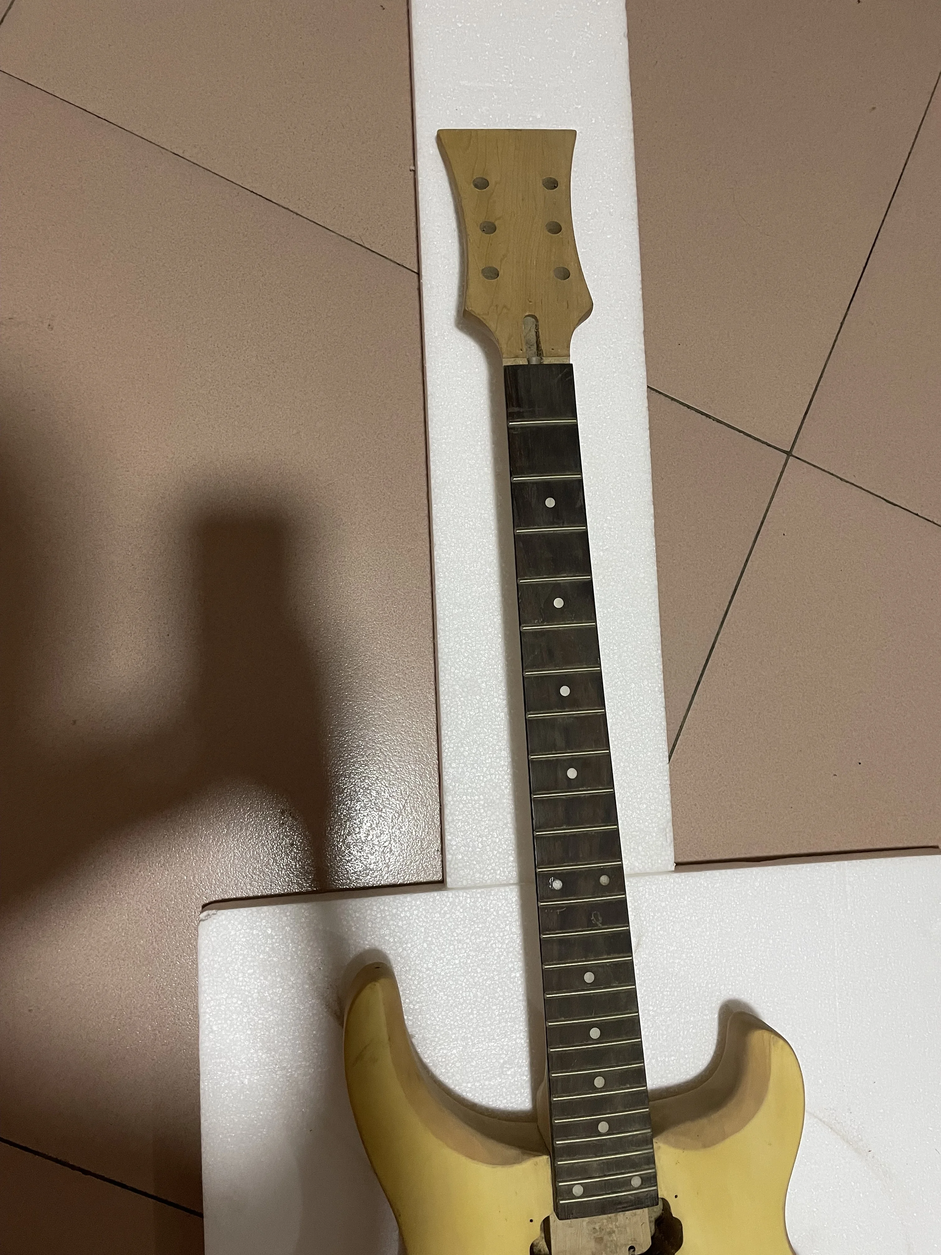 Unfinished Electric Guitar Kit, Neck and Body, Undyed Luthier DIY Parts, Semi-finished Guitar Kit, Essencial Color Only One