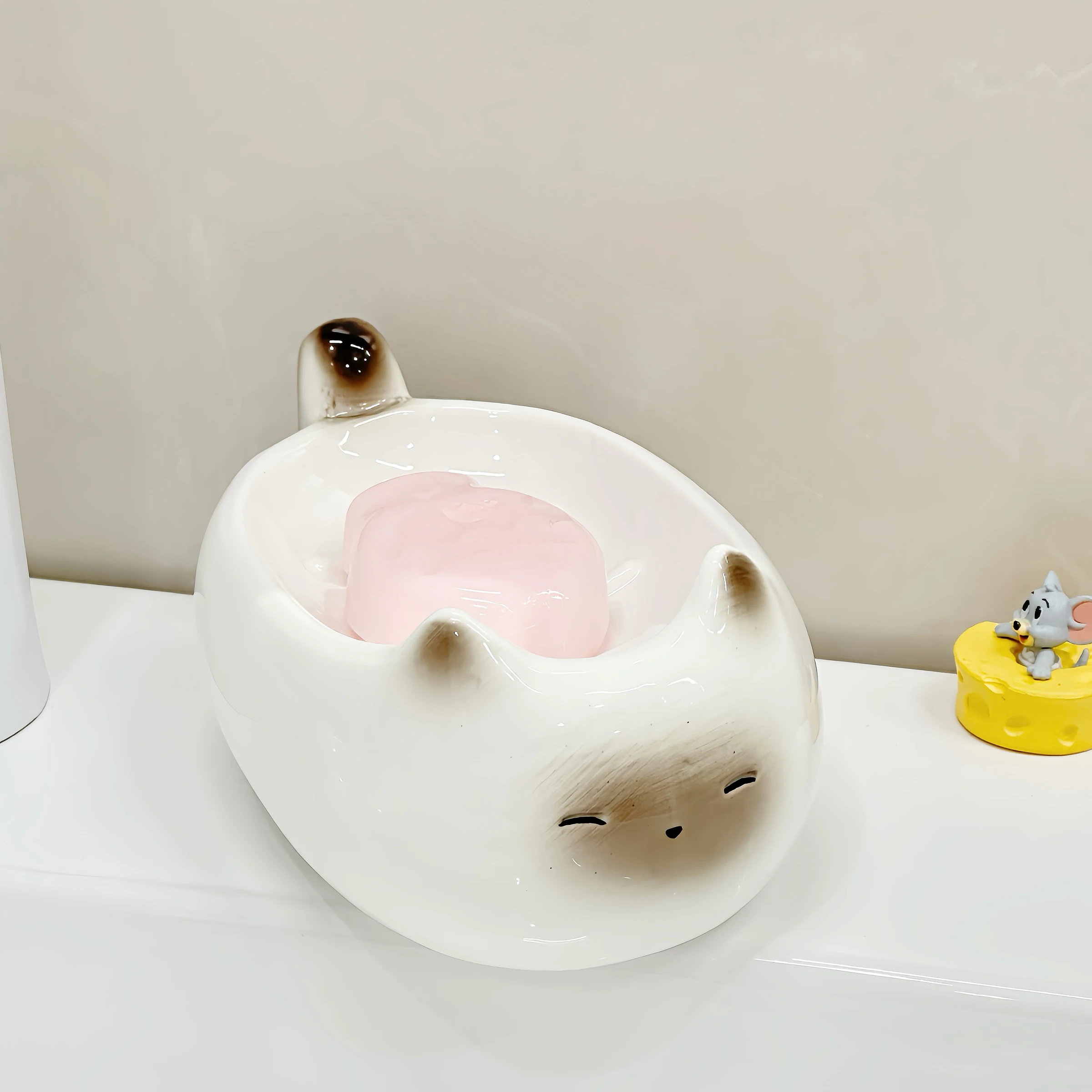 WHYOU Cute Cat Ceramic Soap Dish Holder Drain Portable Home Bathroom Hotel Soap Box Tray Bathroom Accessories Crafts Gift