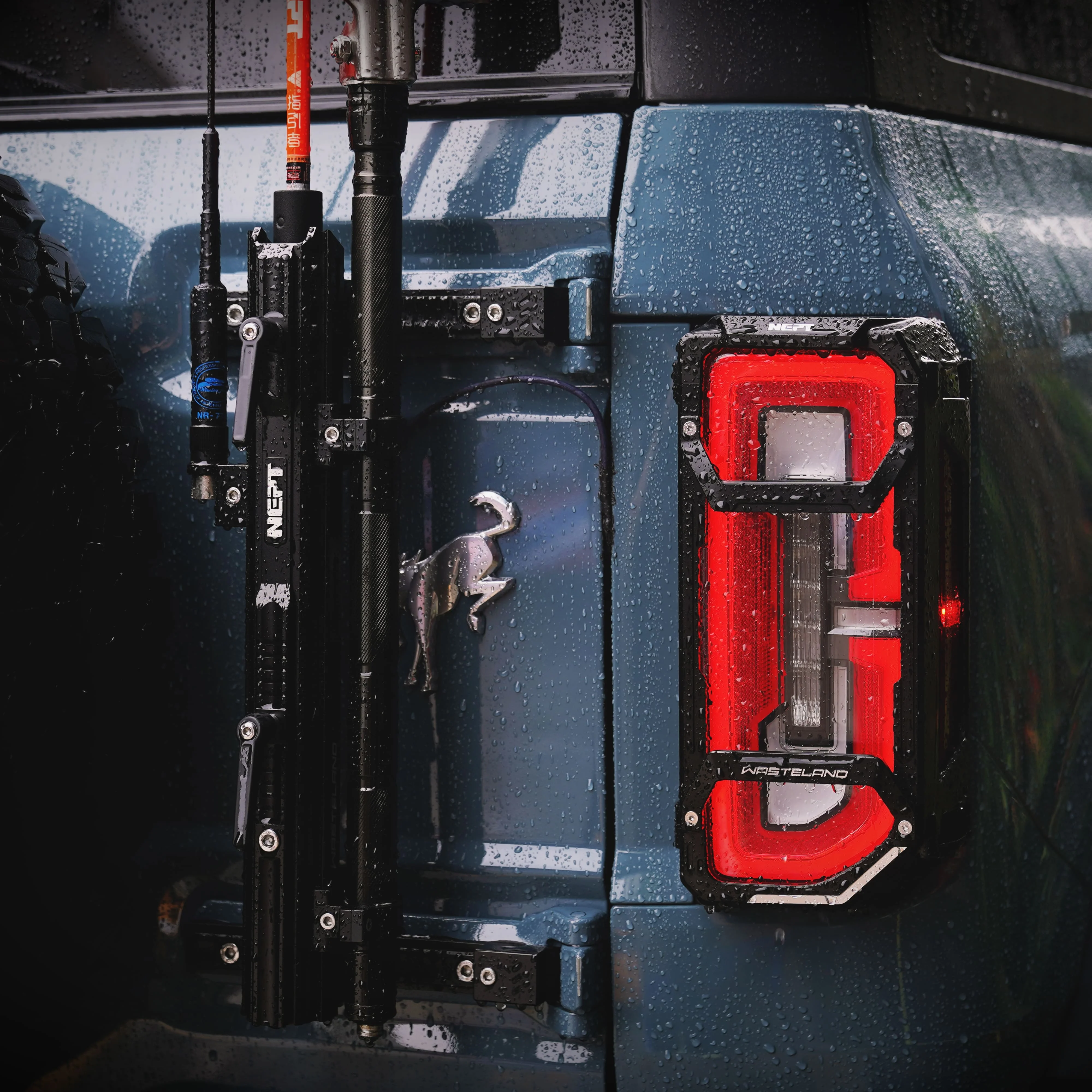 الذيل غطاء خفيف الحرس ل برونكو 2.3 2.7 الملحقات الخارجية الخلفية غطاء خفيف حامي الخلفية الذيل ضوء LED غطاء المصباح الكسوة #4