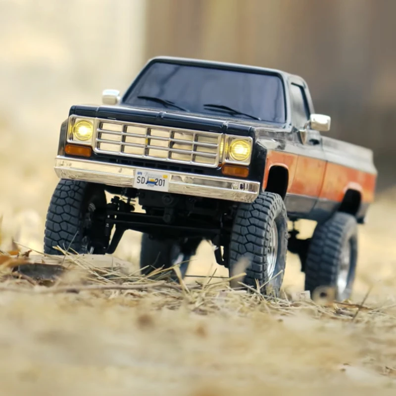 Novo captador fms k10 1:18 fcx18 chevrolet rc modelo de controle remoto carro simulação carro de escalada modelo de brinquedos de tração nas quatro rodas